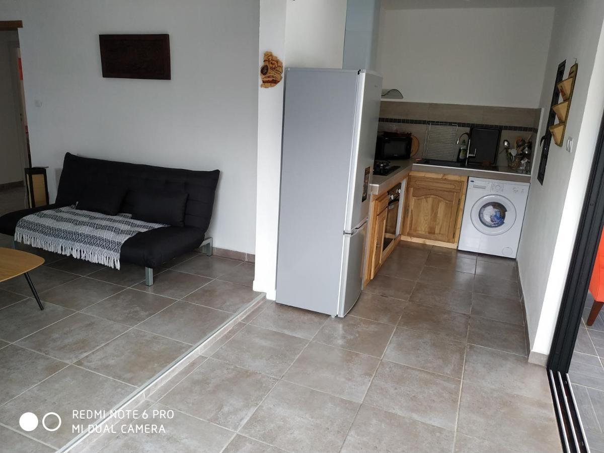 Jolie Maison T3 A St Pierre, 2 Chambres Avec Sdb, Grande Varangue, Jardin Saint Pierre Luaran gambar