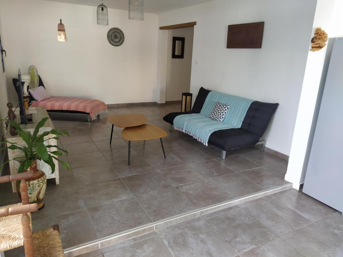 Jolie Maison T3 A St Pierre, 2 Chambres Avec Sdb, Grande Varangue, Jardin Saint Pierre Luaran gambar